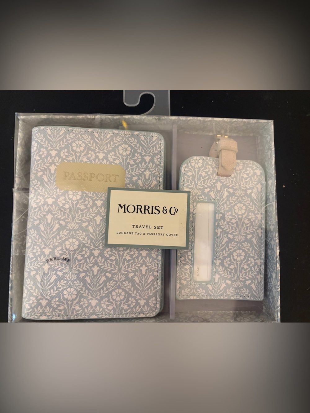 Baby blue  Floral Passport Cover and Luggage Tag Travel Set